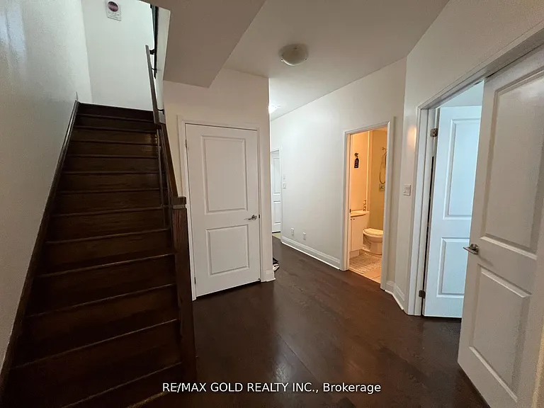 5030 Four Springs Ave — Photo 5