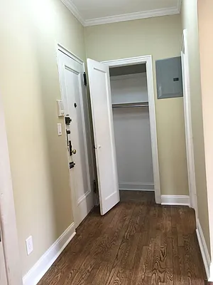 Rented by Keller Williams NYC | media 22