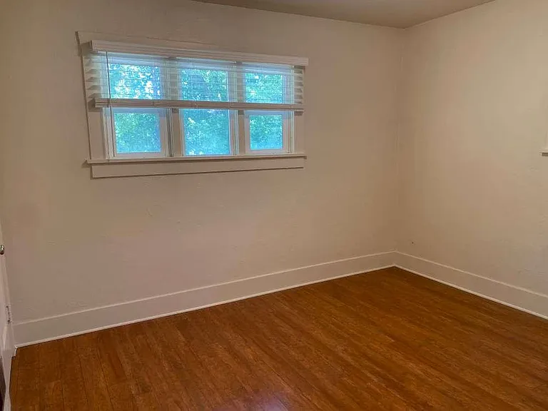 37 N 200 E #1 — Photo 4