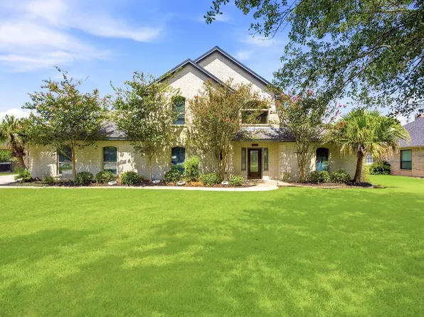 1606 Bayou Breeze Dr, Cove, TX 77523