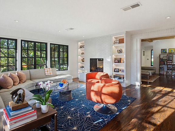 2nd image of 1014 Evergreen Hills Rd