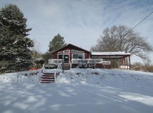 6100 Coon Hill Rd, Munith, MI 49259