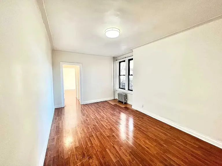 37-25 81st St #255H — Photo 1