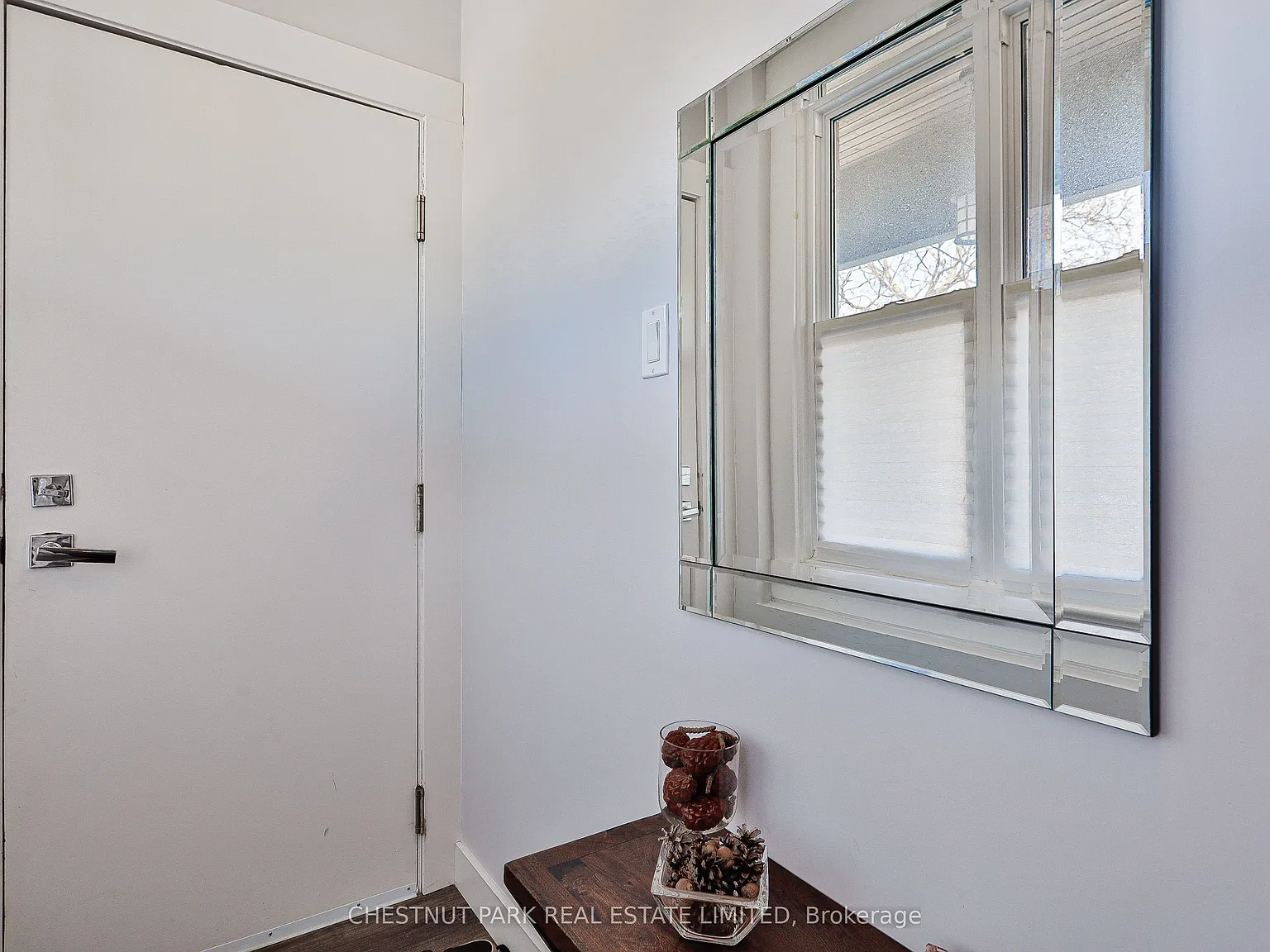 2 bed, $2,995 — Photo 2