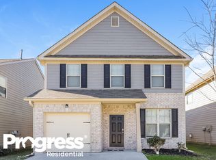 5914 Grande River Rd, College Park, GA 30349