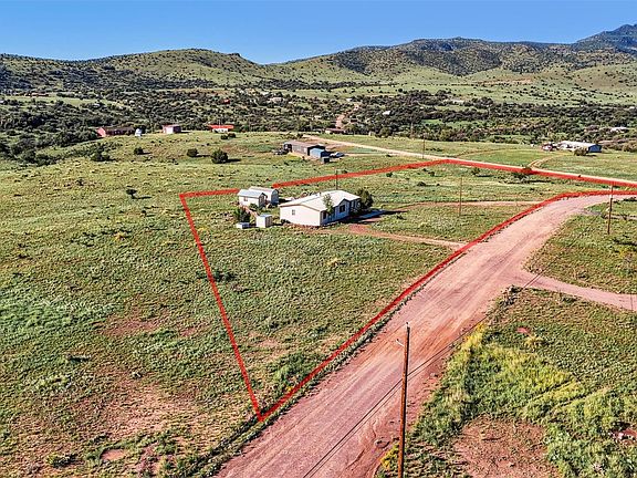 3rd image of 106 Ridge Line Dr