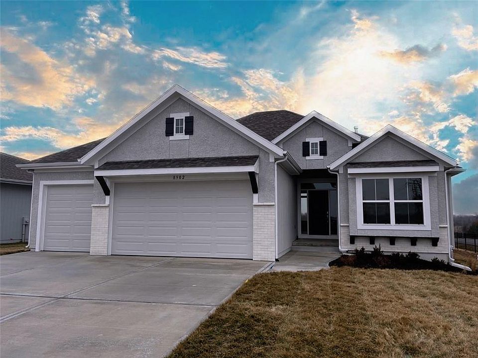 8302 W Pickering St, Lenexa, KS 66227 MLS 2396782 Zillow
