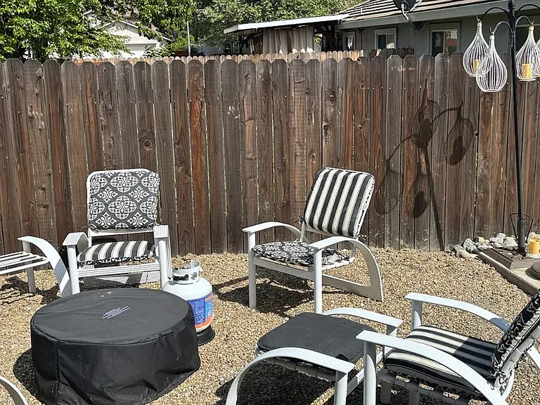 3413 Delphinium Way — Photo 12