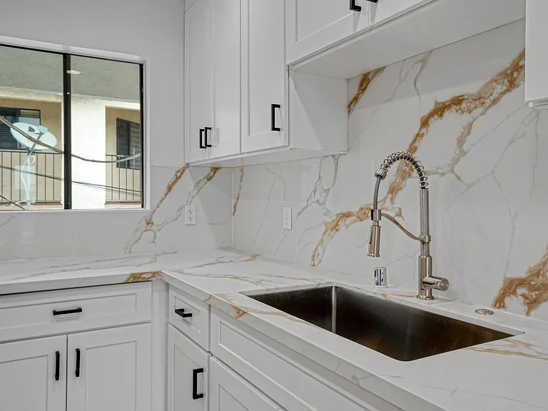1410 Coronado Ave #8 — Photo 14