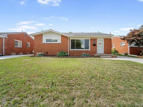 13231 Spruce St, Southgate, MI 48195