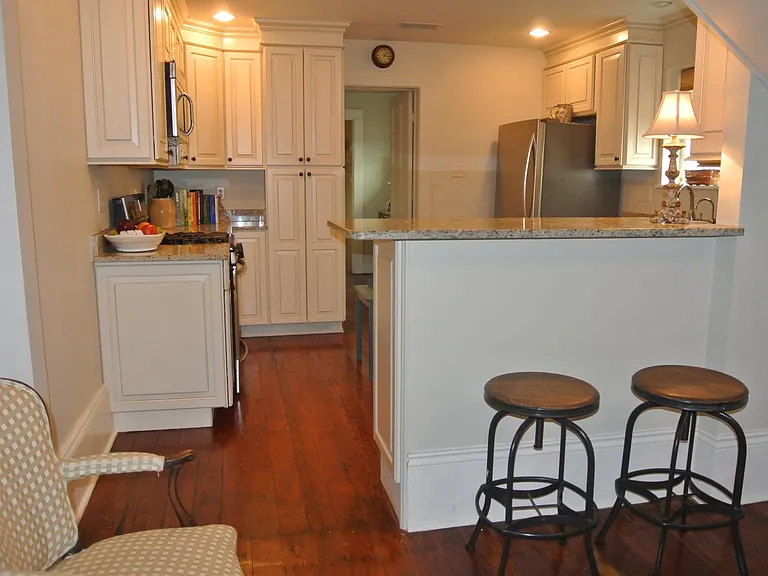 3816 Camp St — Photo 11