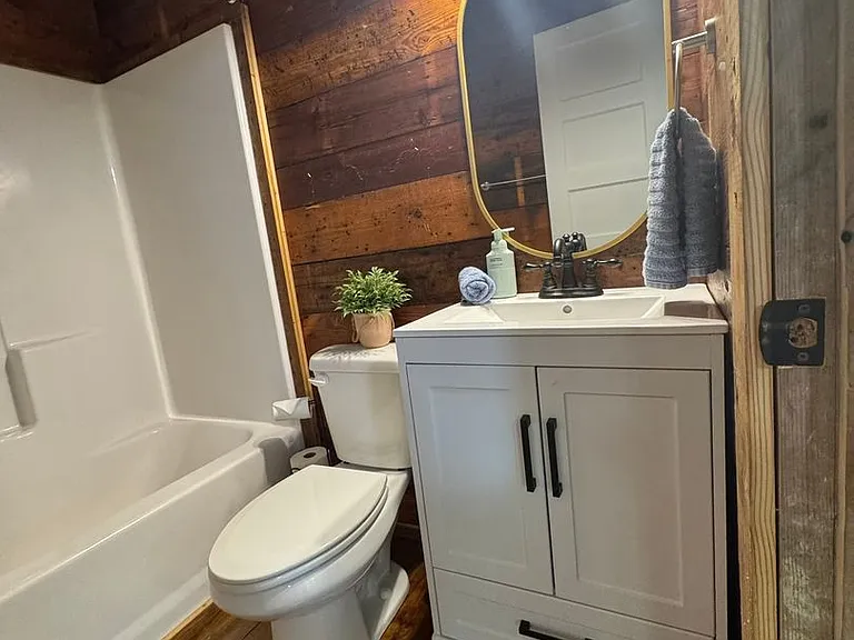 4240 Buck Dr — Photo 32