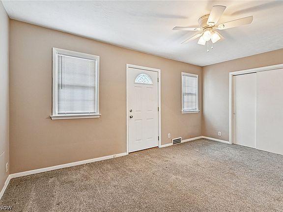 3rd image of 3932 S Main St