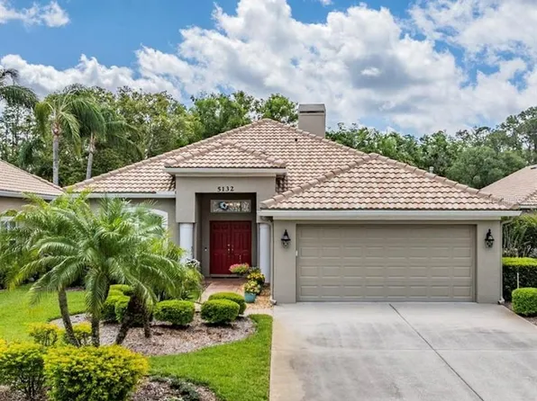 5132 Pinnacle Dr, Oldsmar, FL 34677
