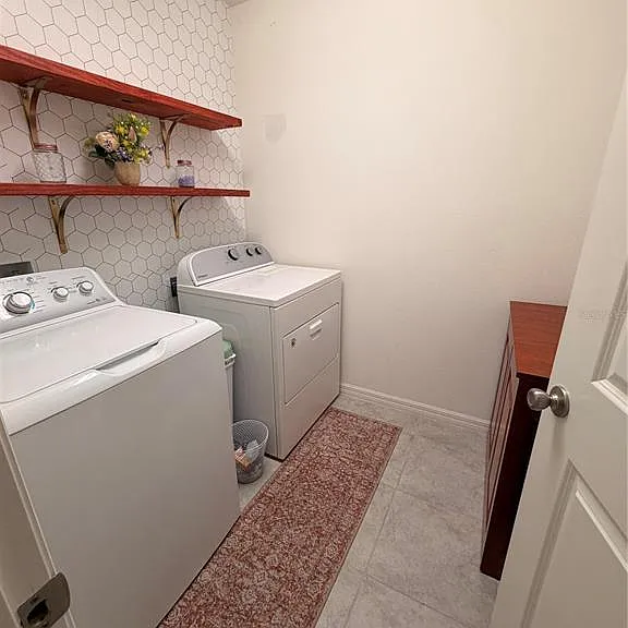 9051 Oscraft Dr — Photo 7