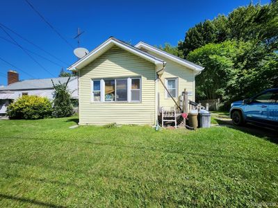 921 S Ballenger Hwy, Flint, MI, 48532