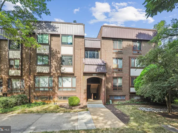 130 Roberts Ln APT 100, Alexandria, VA 22314