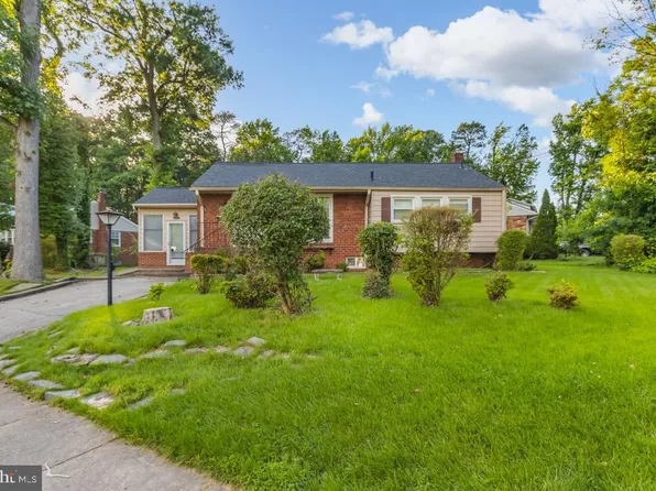 8416 Cathedral Ave, Hyattsville, MD 20784