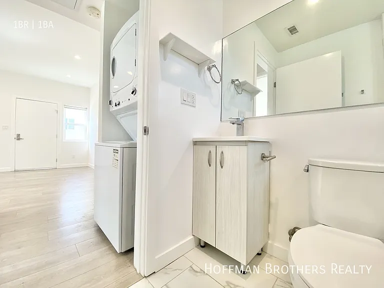 2508 London St — Photo 9