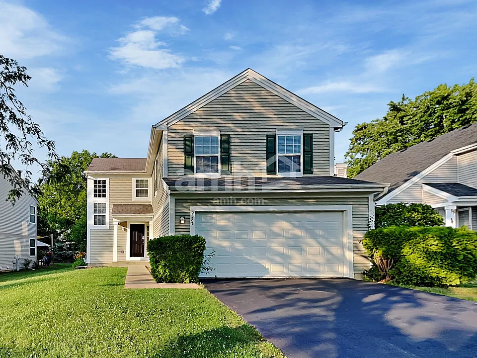 2387 N Lancaster Ln