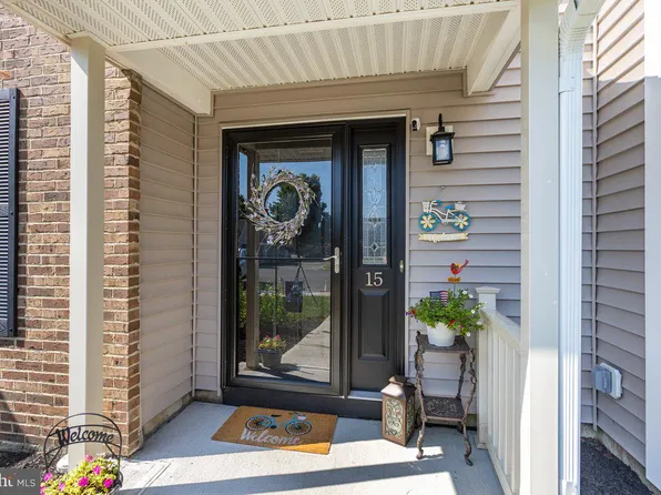 15 Hancock Ct, Hightstown, NJ 08520