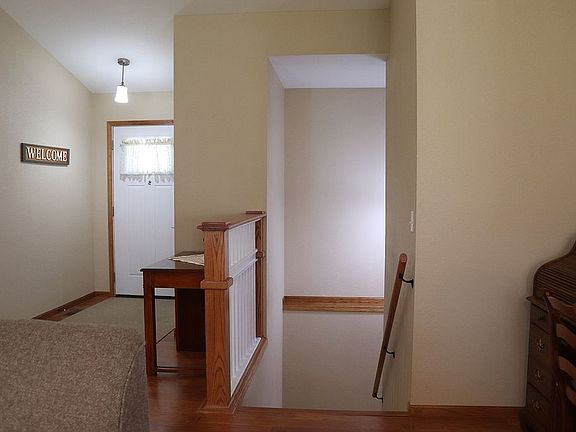 stairs to basement