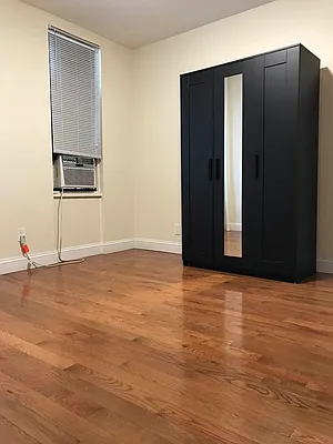 Rented by Modern Spaces | media 11