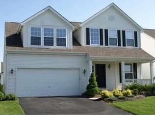 5974 Painted Leaf Dr, New Albany, OH