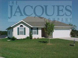 1820 S Casa Grande Ave, Springfield, MO 65802
