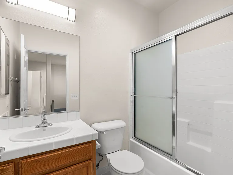 4527 Coldwater Canyon Ave #4 — Photo 7