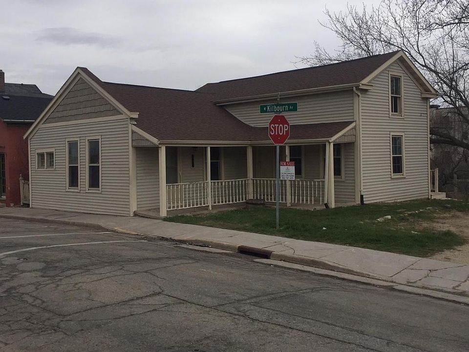 1st image of 309 W Kilbourn Ave