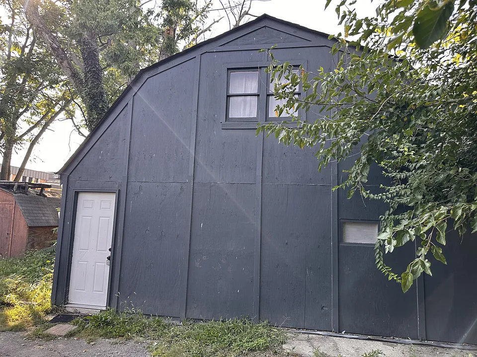 9445 Reading Rd #2