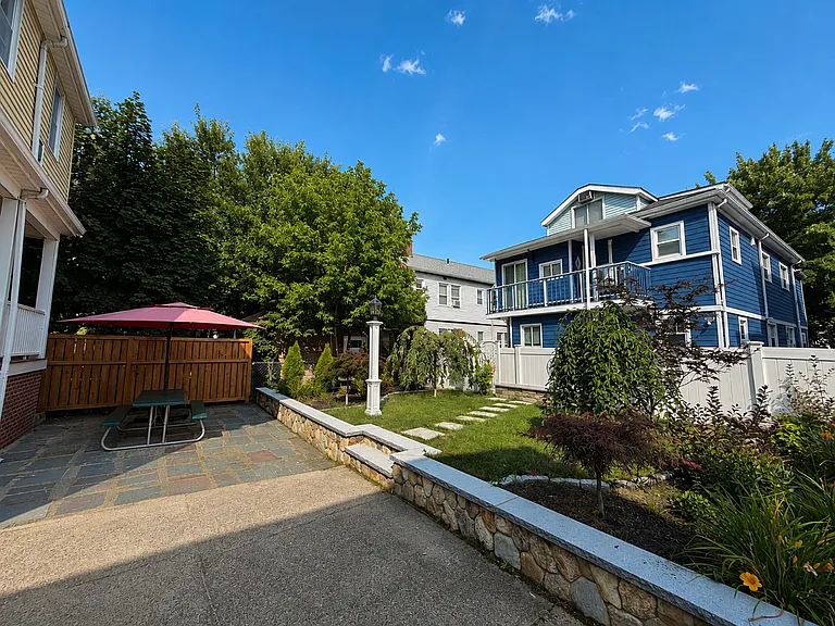 43 Paulina St — Photo 7