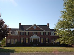 331 Snowberry Cir, Venetia, PA 15367