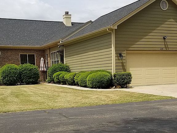Patio, Garage & Parking Pad