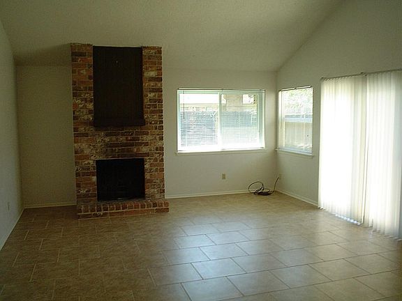 3rd image of 16422 Brookford Dr