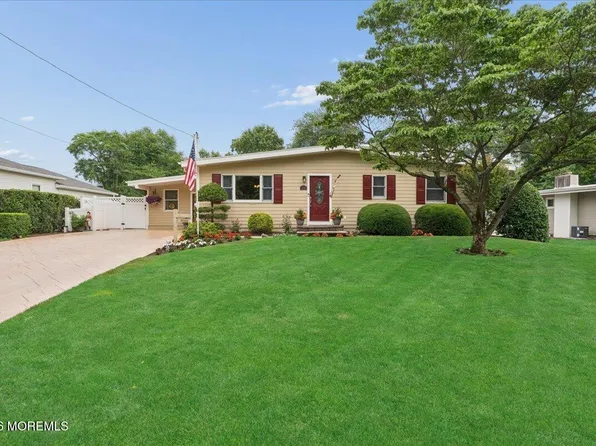 276 Parkview Terrace, Lincroft, NJ 07738
