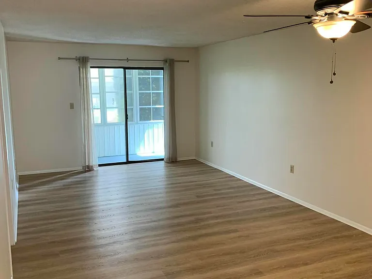 3755 S Hopkins Ave #C3 — Photo 7