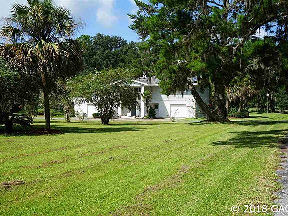 2nd image of 3044 SW 70th Ln