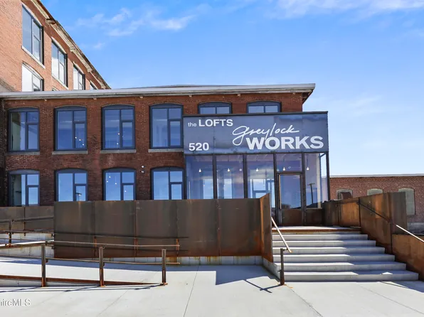 520 State Rd #204, North Adams, MA 01247