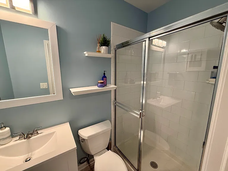 5678 W Higgins Ave #2E — Photo 11