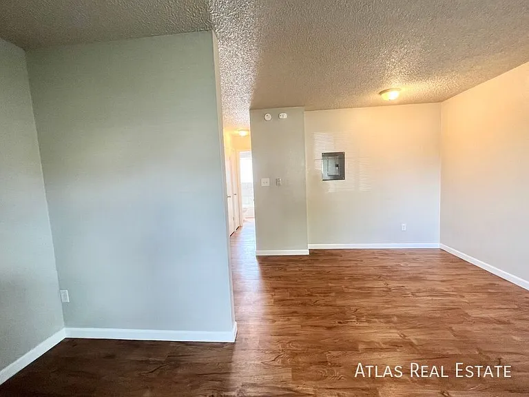 1931 Henderson Ave #2 — Photo 10