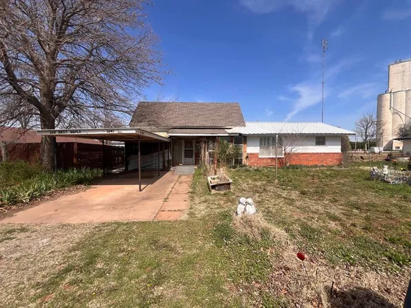 1243 Maple St, Nash, OK 73761
