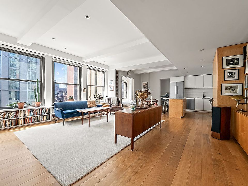 1st image of 315 W 36th St APT 14A