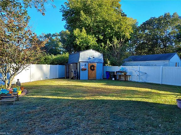 Storage shed