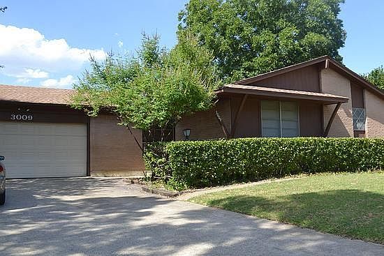 1st image of 3009 Longmeade Dr