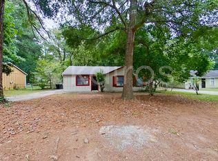 8959 Ashwood Dr, Riverdale, GA