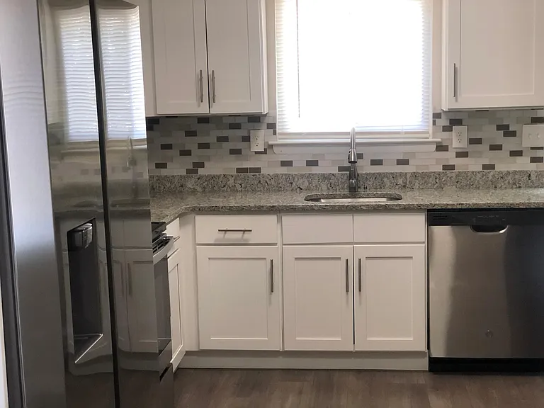 605 Marie Dr — Photo 8