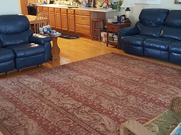 Kitchen/dining fr family rm