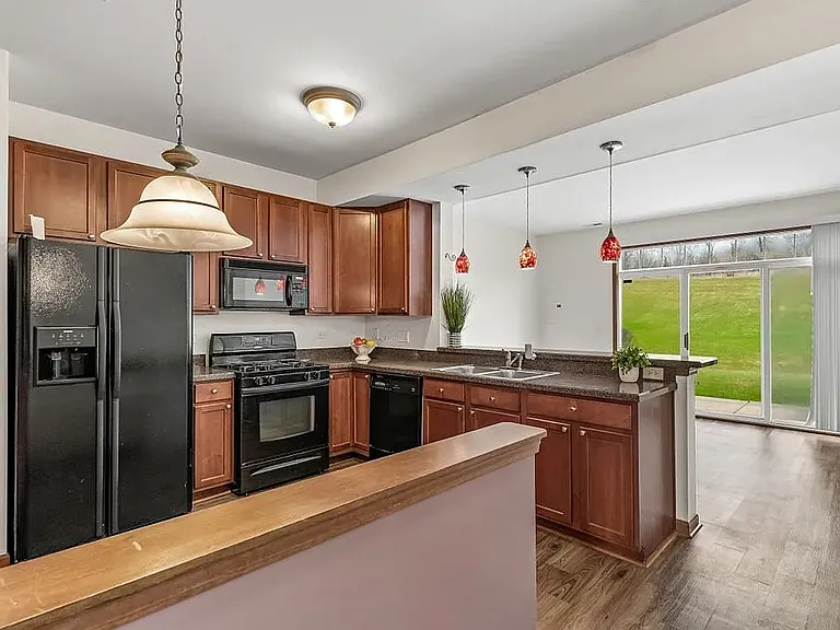 2260 Flagstone Ln — Photo 39